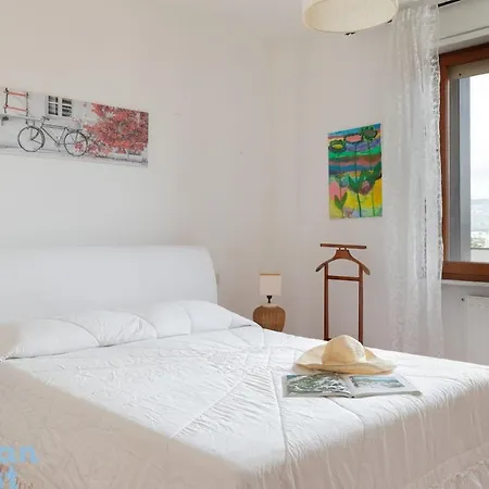 Center With Sea View Apartment Olbia
